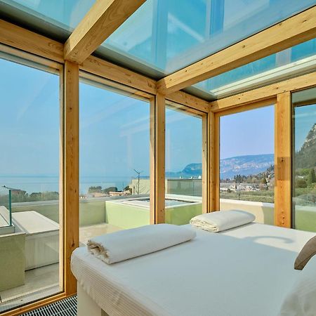 Villa Sunny Lake Suites 巴多利诺 外观 照片