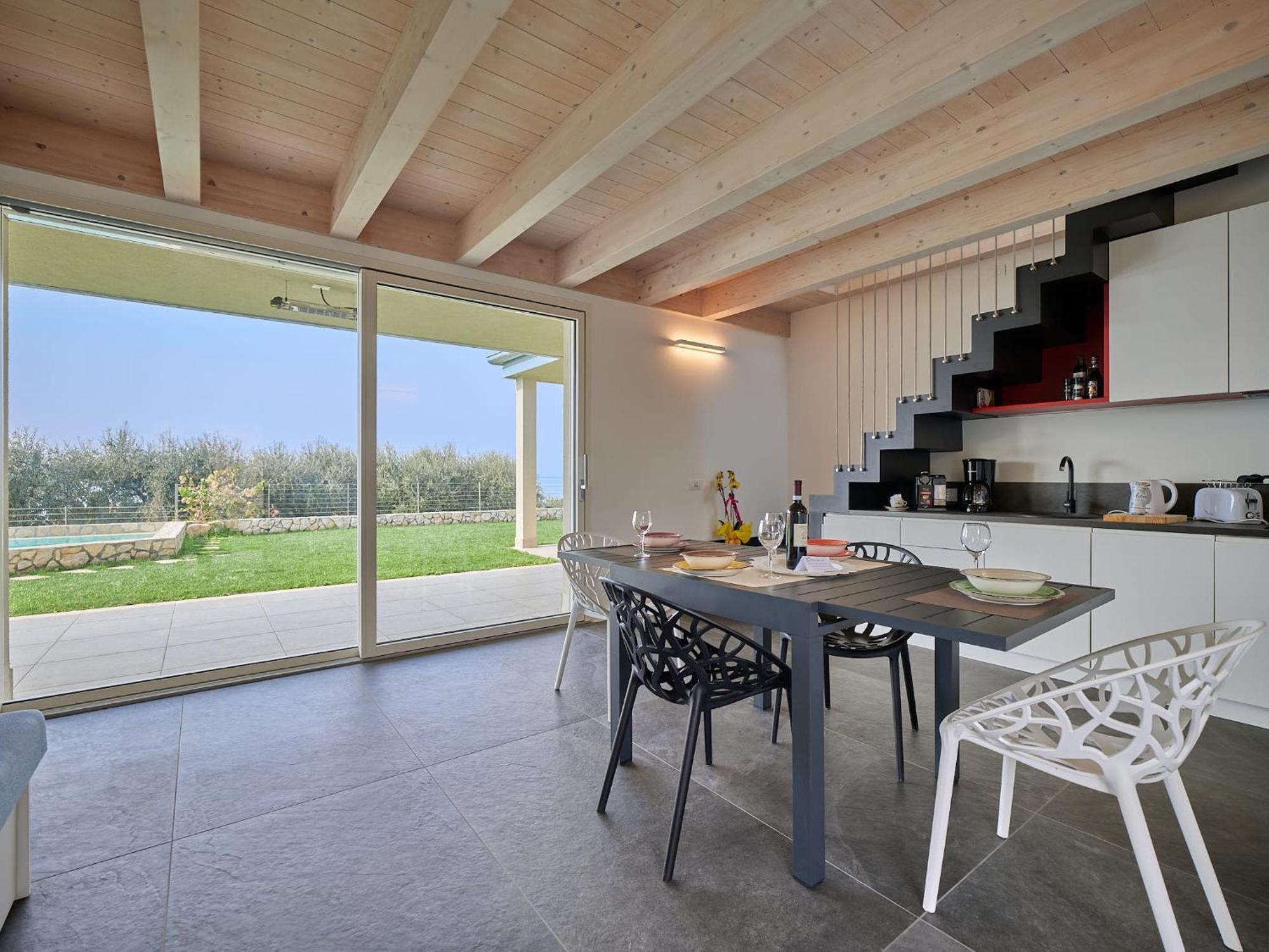Villa Sunny Lake Suites 巴多利诺 外观 照片