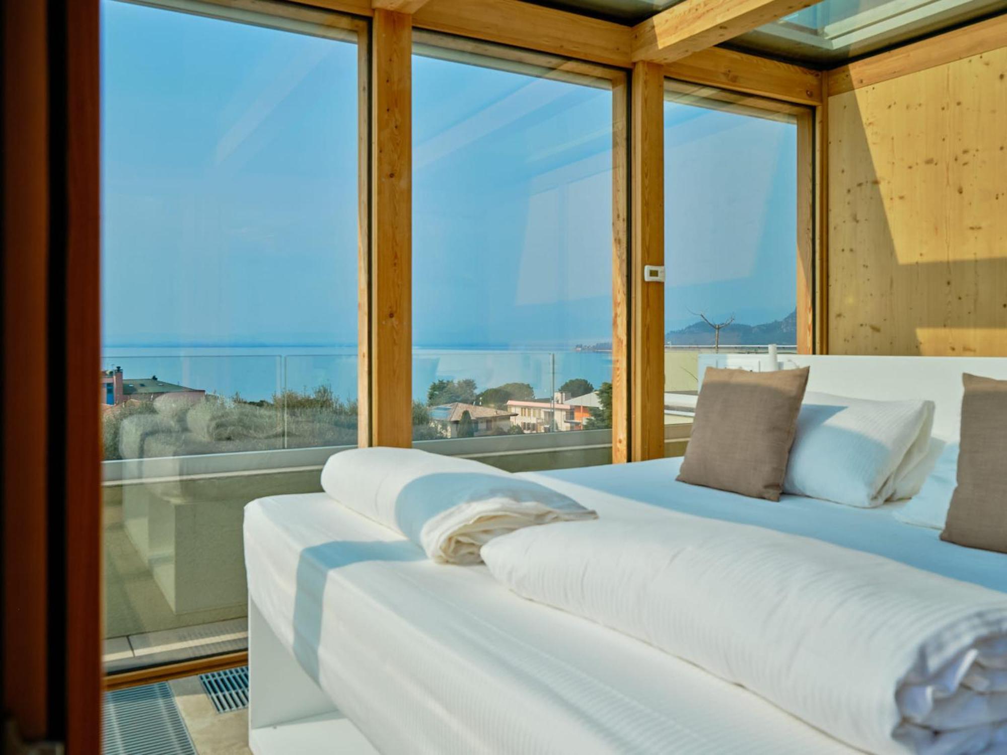 Villa Sunny Lake Suites 巴多利诺 外观 照片