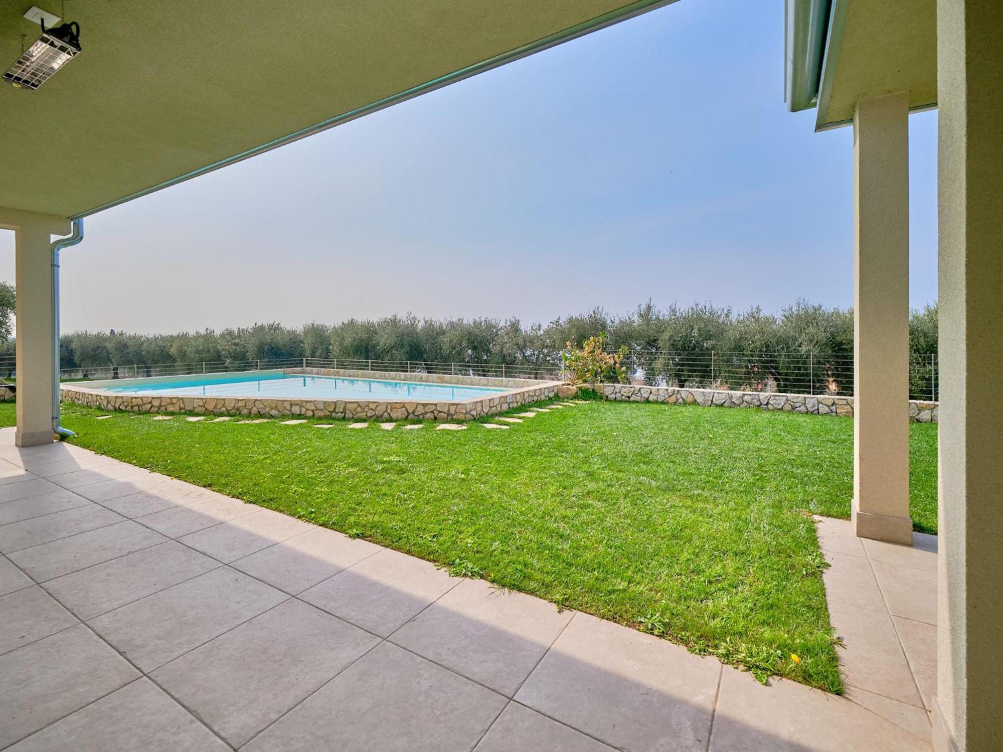Villa Sunny Lake Suites 巴多利诺 外观 照片